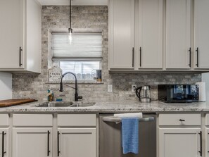Microwave, oven, stovetop, dishwasher
