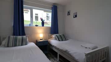 3 soverom, strykejern/-brett, wi-fi og sengetøy