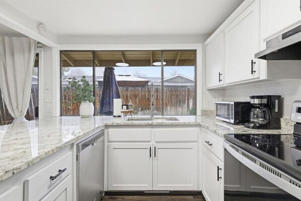 Fridge, microwave, oven, dishwasher