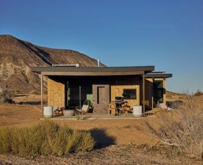 Exterior - The Ocotillo - Stargazing and Amazing Views (Pioneertown)