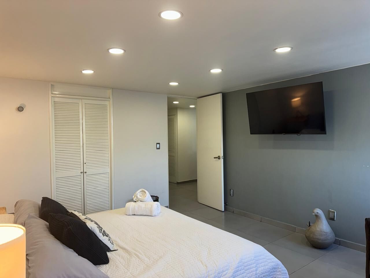 4 camere, ferro/asse da stiro, Wi-Fi, lenzuola