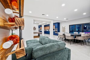 TV - One and Only Lazy River Pool Villa (North Miami)