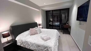 Iron/ironing board, WiFi, bed sheets - Awesome Location @ Dana - Arboleda in San Pedro (San Pedro Garza García)