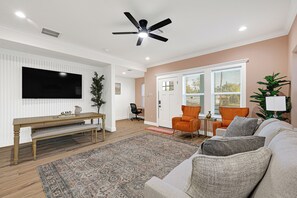 Living area - Lovely Home by Medical Center and Downtown! #A (Houston)