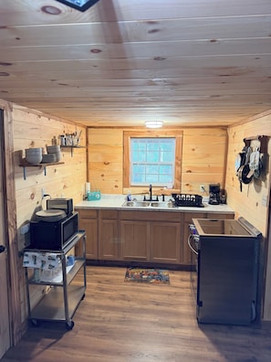 Microondas, horno y parrilla de estufa