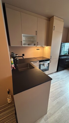 Super central apartment in Trondheim, steps from city centre & restaurants!