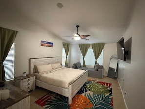 3 chambres, fer et planche à repasser, Wi-Fi, draps fournis