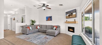 3BR w/ Private Pool + Golf Course Views - 8 Mins to Olive Mill. Pet-friendly!