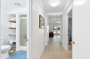 Interior - Solita (Wrightsville Beach)