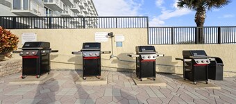 Outrigger Beach Club Resort by Coolvacay