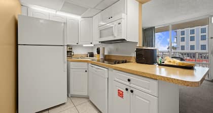 Outrigger Beach Club Resort by Coolvacay