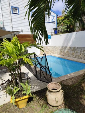 Pool - Peaceful apartment in the middle of greenery Private swimming pool! (Fort de France)