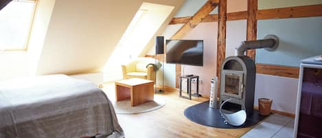 Coffres-forts dans les chambres, lit parapluie, Wi-Fi, draps fournis