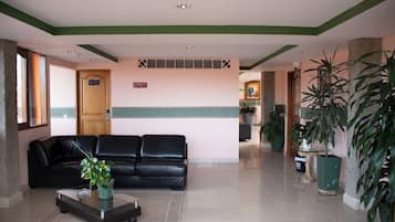 Televisión LED de 40 pulgadas con canales por cable