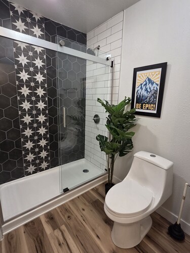4min drive to Day Lodge and walk to trails! 1BR1BA