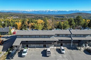 Exterior - 1-Bedroom InnWest Condo – Hot Tub & Alpine Views (Kimberley)