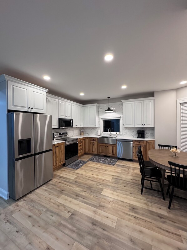 Microwave, oven, stovetop, dishwasher