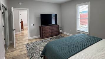 3 bedrooms, WiFi, bed sheets
