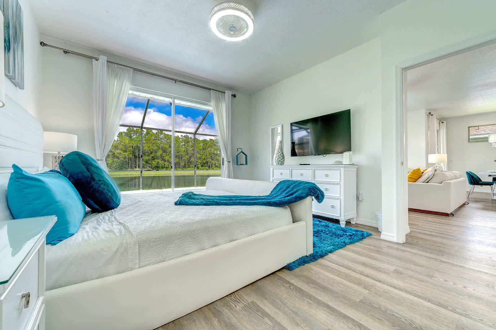 4 soveværelser, skrivebord, strygejern/strygebræt, Wi-Fi