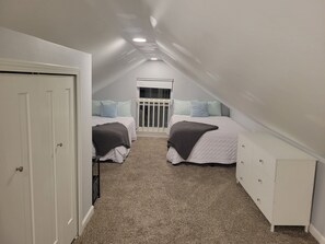 2 soverom, strykejern/-brett, wi-fi og sengetøy