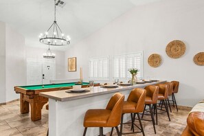 Dining - Cozy Vegas Retreat, Game Room, Pool, Spa, and more (North Las Vegas)