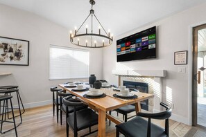 Dining - Vegas Stays 5BD w/Games and Pool (North Las Vegas)