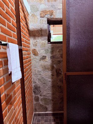 Shower, towels, soap, shampoo - Royal Fest By GEstores (Huasca de Ocampo)