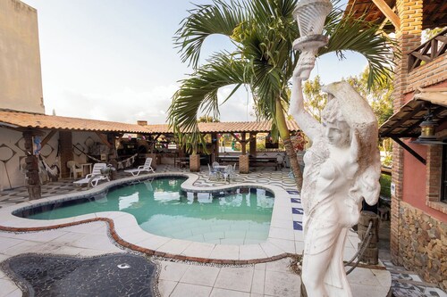 Casa de Campo Luxuosa c/ Piscina e Churrasqueira