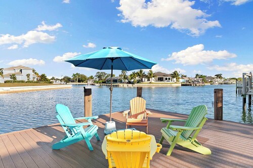 Waterfront Marco Is Retreat l Heated Pool & Dock