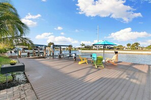 Terrace/patio - Waterfront Marco Is Retreat l Heated Pool & Dock (Marco Island)