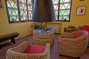 Living area - The Colletalli Barn (Radicondoli)