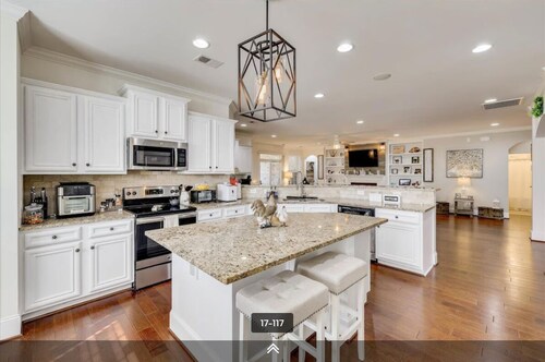 Peaceful 4-bedroom Home for Masters Weekend