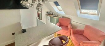Silk Hotel