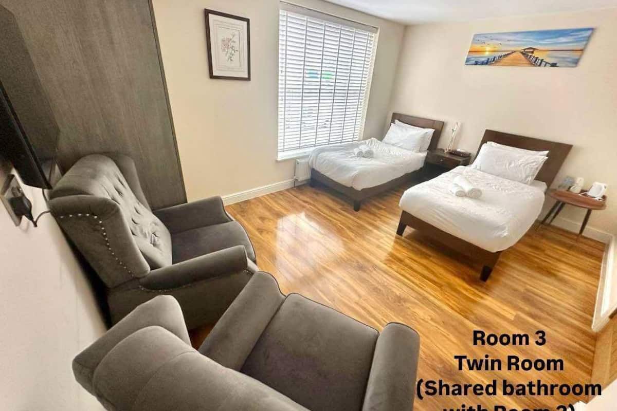 Comfort Twin Room, Patio