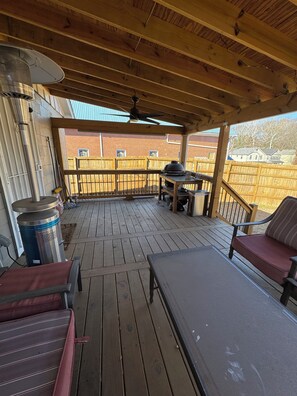 Outdoor dining - 10 min Walk to Mercedes-Benz Stadium -30+ Day Executive Rental - World Cup 2026 (Atlanta)