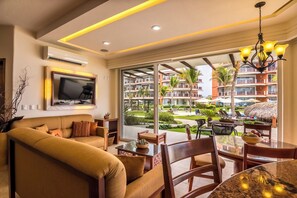 スマートテレビ