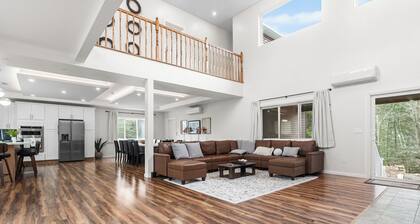 Modern Home, Game Room + Creek Access, Sleeps 12
