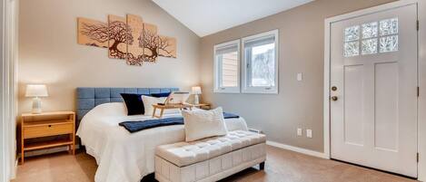 Tabla de planchar con plancha, cuna de viaje y wifi gratis