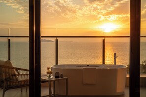 Minibar, in-room safe, blackout curtains, iron/ironing board