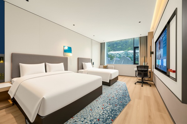 Standard Room, Multiple Beds | Premium bedding, down comforters, desk, laptop workspace