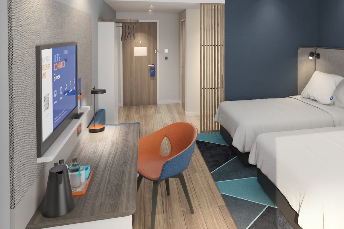 Standard Room, 1 King Bed