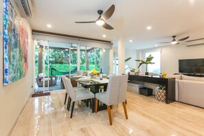 Interior - Deluxe Modern Condo, with Cenote on Site.
24/7 security
5' walk to beach (Playa del Carmen)