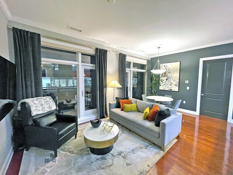High Rise 5* | Pool & Gym | Inspiring City Views - Charlotte, NC