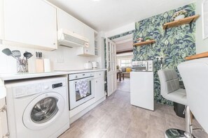 Private kitchen - Cosy 18th-Century Lake District Retreat with Charm & Comfort (Little Broughton)