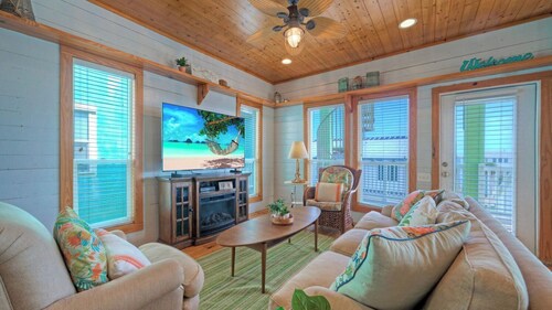Oceanview Balcony, Private Apartment & Short Walk to Beach Beachview 54 y Avantstay