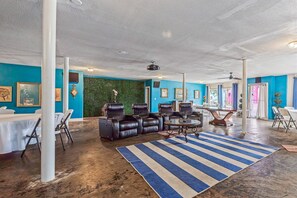 Interior - Unique Home w/ Projector Near the Strand & Cruises (Galveston)