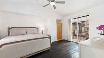 4 slaapkamers, een strijkplank/strijkijzer, gratis wifi, beddengoed