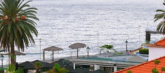 Dª Xica Holidays, from the sea to the mountains: Golf, beach, swimming pools and aquapark just 5 minutes away.
