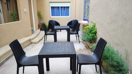 Terrace/patio. Hotel Z Los Tilos, Flores Shopping Center. Family room