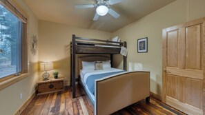 House (4 Bedrooms) | Interior - Truckee Mountain Cabin With Hot Tub + Game Room + Forest Views Gray Wolf Lodge by Avantstay (Truckee)